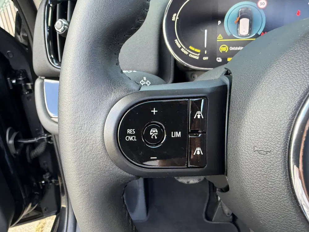Mini Countryman 2.0 Cooper SE ALL4 Pano uit 2022, foto 13