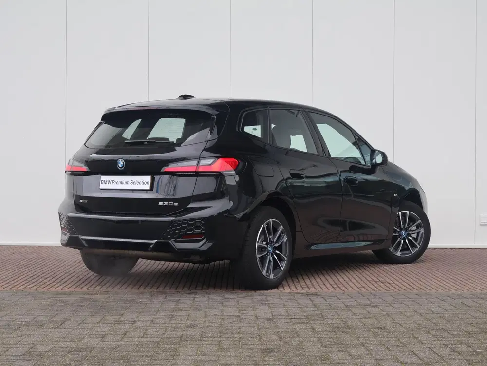 BMW 2-serie Active Tourer 230e xDrive uit 2025, foto 8