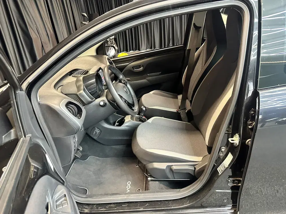 Toyota Aygo 1.0 VVT-i x-clusiv uit 2022, foto 4