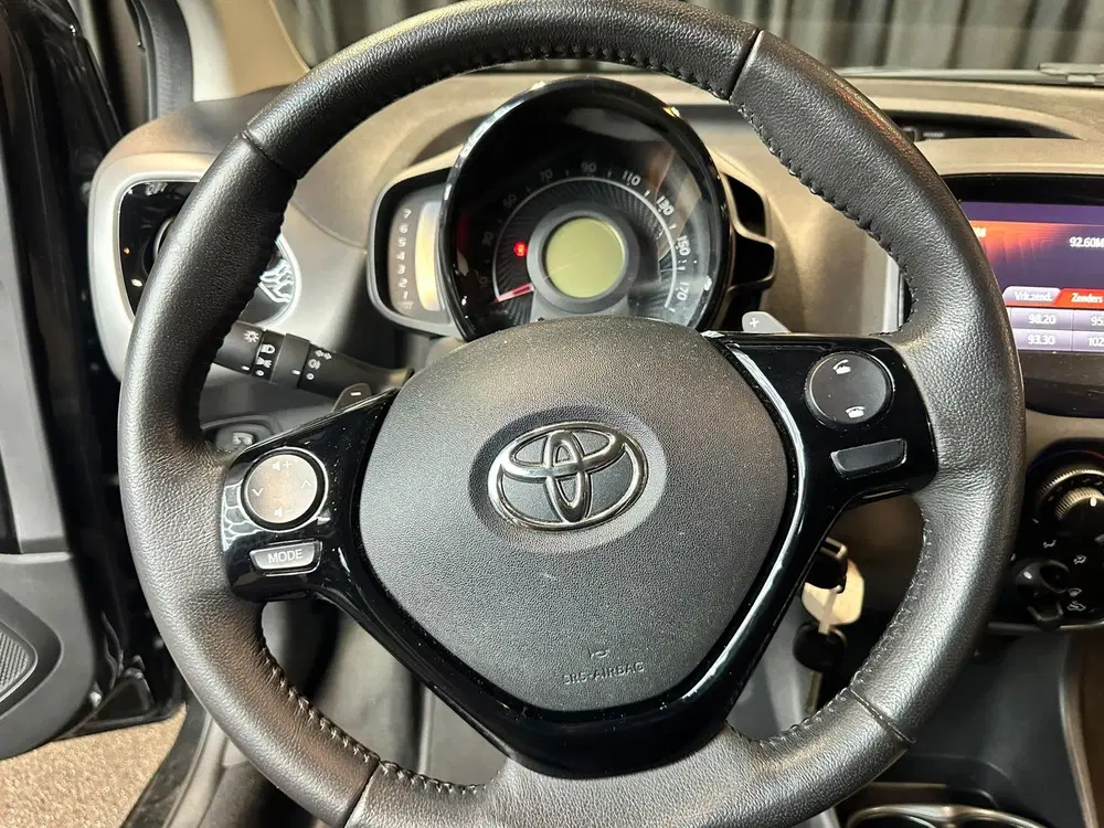 Toyota Aygo 1.0 VVT-i x-clusiv uit 2022, foto 5