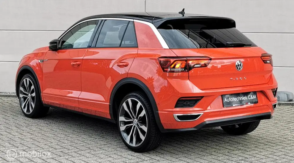 Volkswagen T-Roc 1.5 TSI R-LINE 150PK uit 2019, foto 3