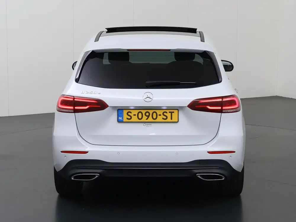 Mercedes-Benz B-Klasse 250 e Premium Plus uit 2023, foto 4