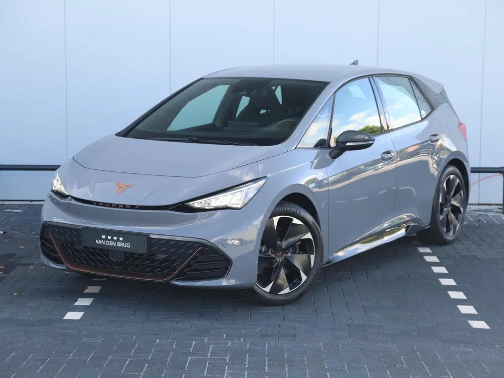 Cupra Born Essential Edition 204pk uit 2024, foto 11