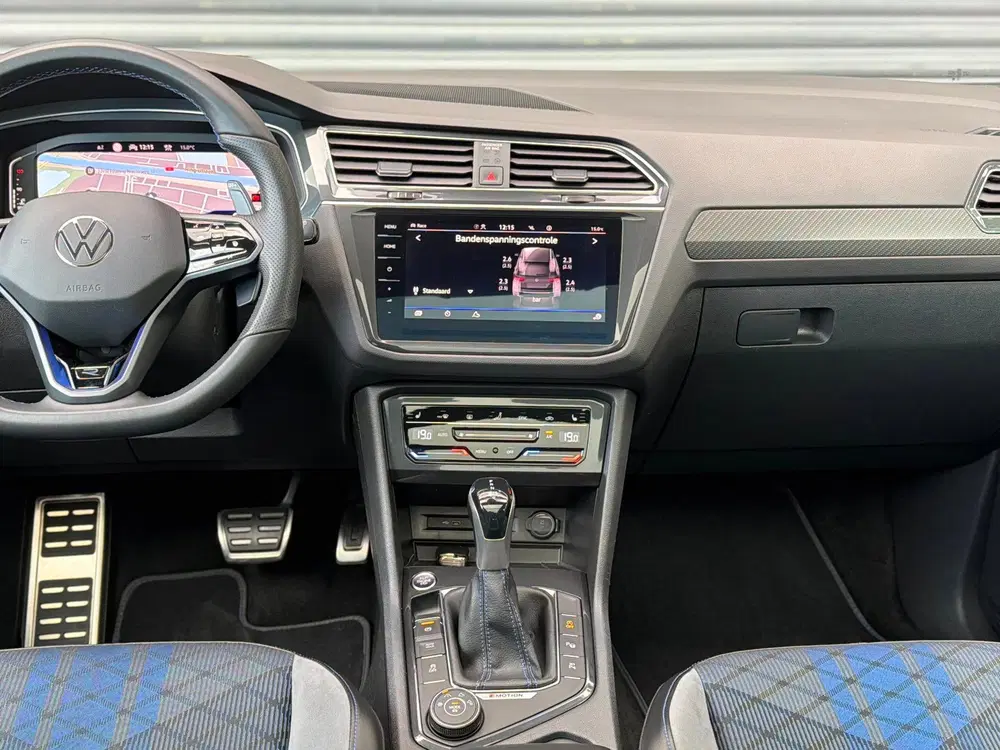 Volkswagen Tiguan 2.0 TSI R 75 Edition 4Motion Pano uit 2021, foto 12