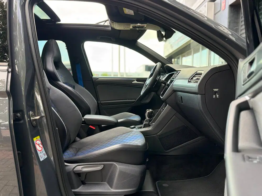 Volkswagen Tiguan 2.0 TSI R 75 Edition 4Motion Pano uit 2021, foto 15
