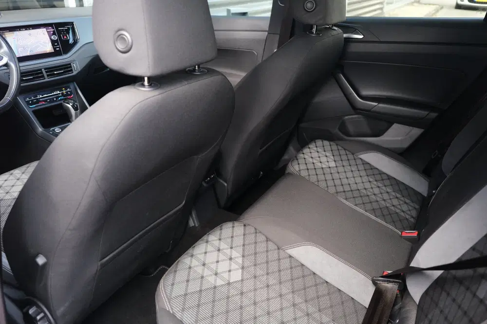 Volkswagen Taigo 1.0 TSI R-Line DSG Pano Navi Led Cam Virtu uit 2022, foto 10