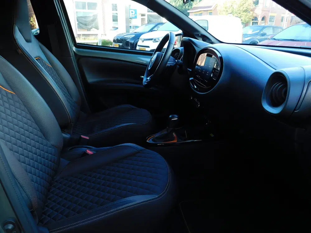 Toyota Aygo X 1.0 VVT-i S-CVT Limited (bj 2022 uit 2022, foto 13