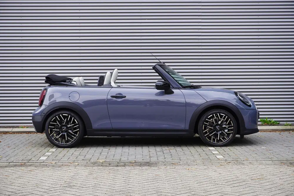 Mini Cabrio Cooper S uit 2026, foto 4