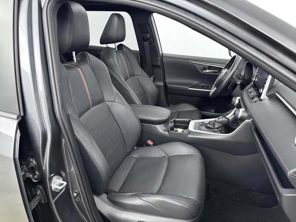 Toyota RAV 4 2.5 Plug-in Hybrid AWD Bi-Tone Plus uit 2021, foto 7