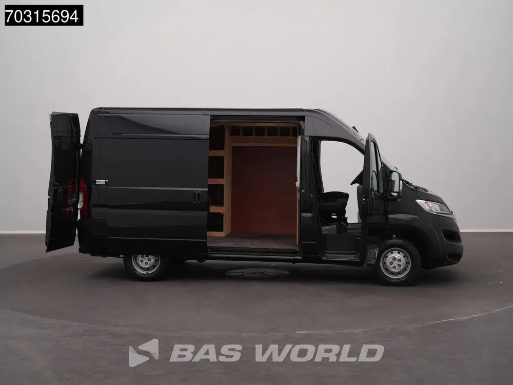 Citroën Jumper 120pk L2H2 Trekhaak Airco Cruise Camera Pa uit 2023, foto 8