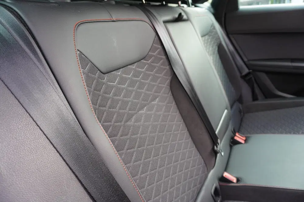 SEAT Ateca 1.5 TSI 150pk DSG FR Business Intense uit 2022, foto 14