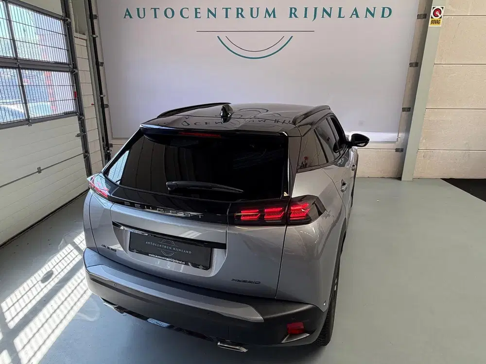 Peugeot 2008 1.2 Hybrid 145 GT Automaat uit 2025, foto 11