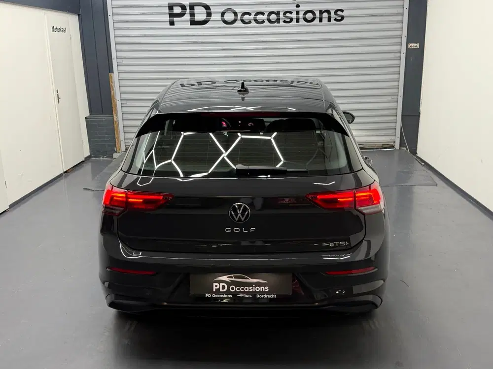 Volkswagen Golf 1.0 eTSI Life Business uit 2024, foto 3