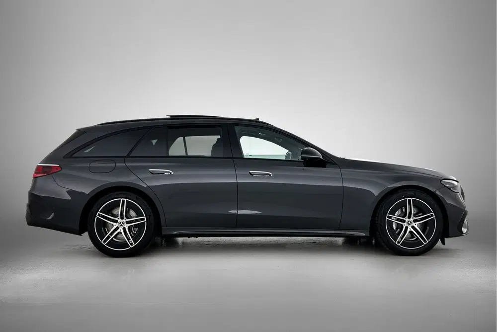 Mercedes-Benz E-Klasse 300 e Business Solution AMG uit 2026, foto 12