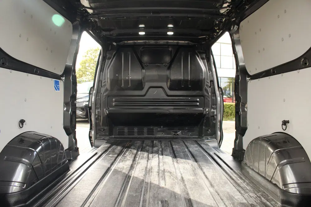Ford Transit Custom 320 2.0TDCI 170pk L2H1 Limited uit 2024, foto 10