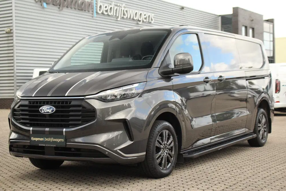 Ford Transit Custom 320 2.0TDCI 170pk L2H1 Limited uit 2024, foto 2