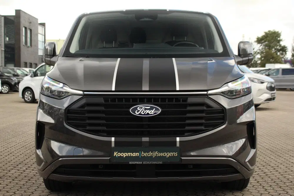 Ford Transit Custom 320 2.0TDCI 170pk L2H1 Limited uit 2024, foto 3