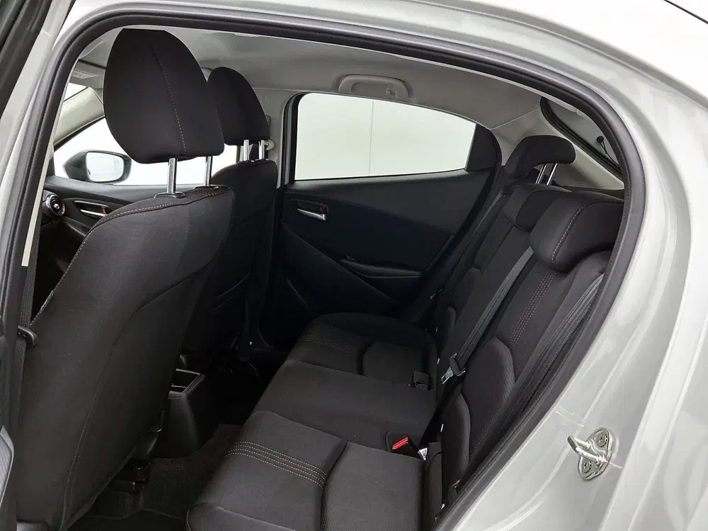Mazda 2 1.5 e-SkyActiv-G 90 Homura uit 2025, foto 12