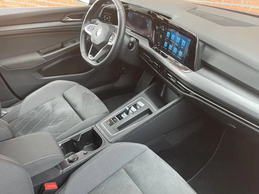 Volkswagen Golf 1.5 eTSI 150pk DSG Style Navigatie A uit 2021, foto 14