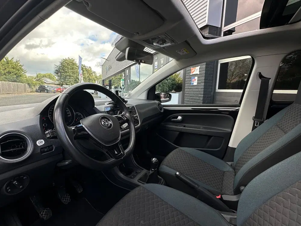 Volkswagen up! 1.0 TSI BMT cross up IQ-Drive uit 2019, foto 2
