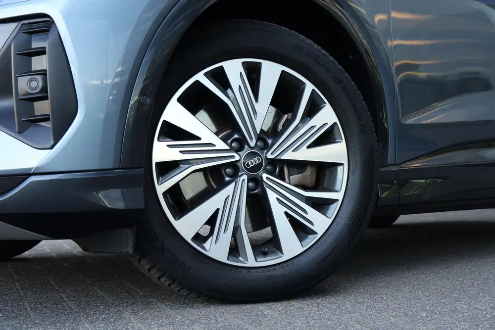 Audi Q4 e-tron 40 Advanced edition 77 kWh uit 2022, foto 5