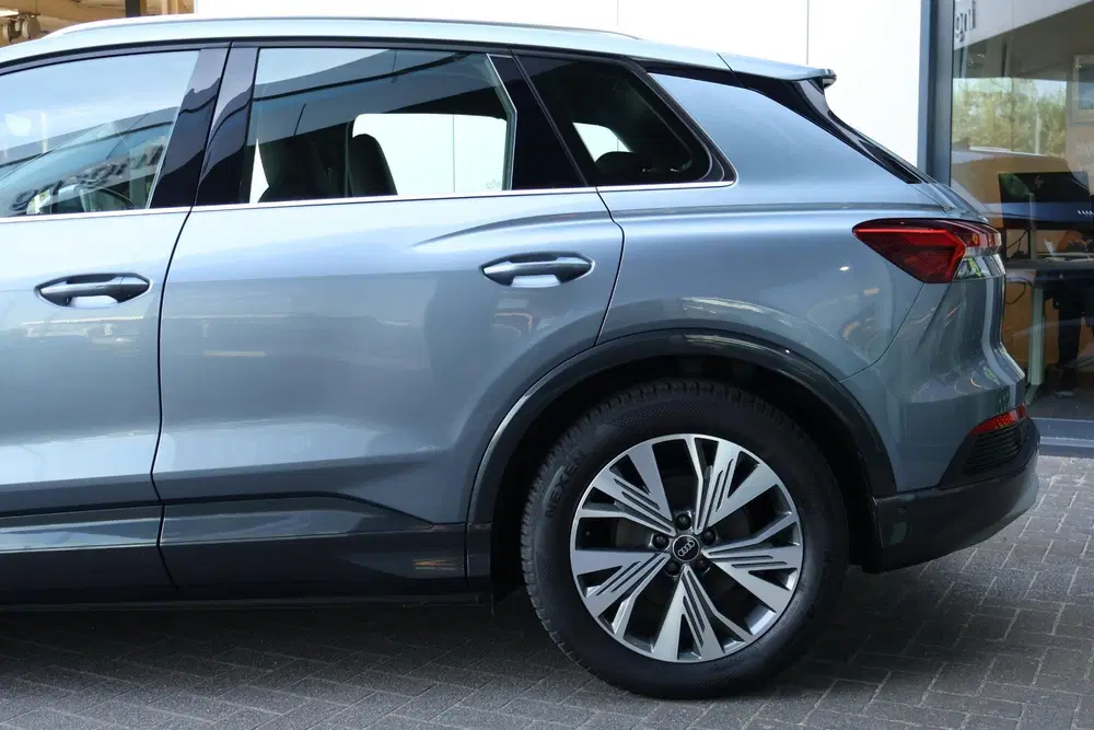 Audi Q4 e-tron 40 Advanced edition 77 kWh uit 2022, foto 6