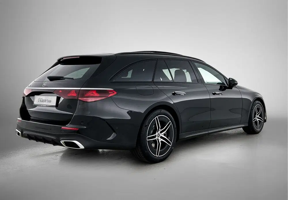 Mercedes-Benz E-Klasse 300 e Business Solution AMG uit 2026, foto 2