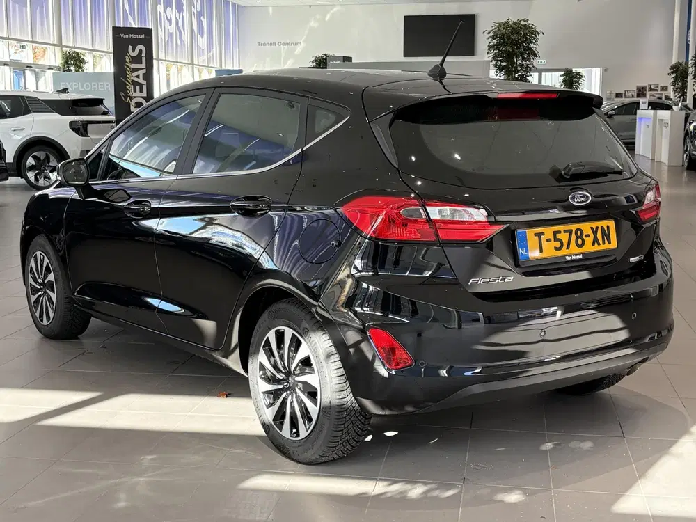 Ford Fiesta 1.0 EcoBoost Hybrid Titanium uit 2023, foto 6