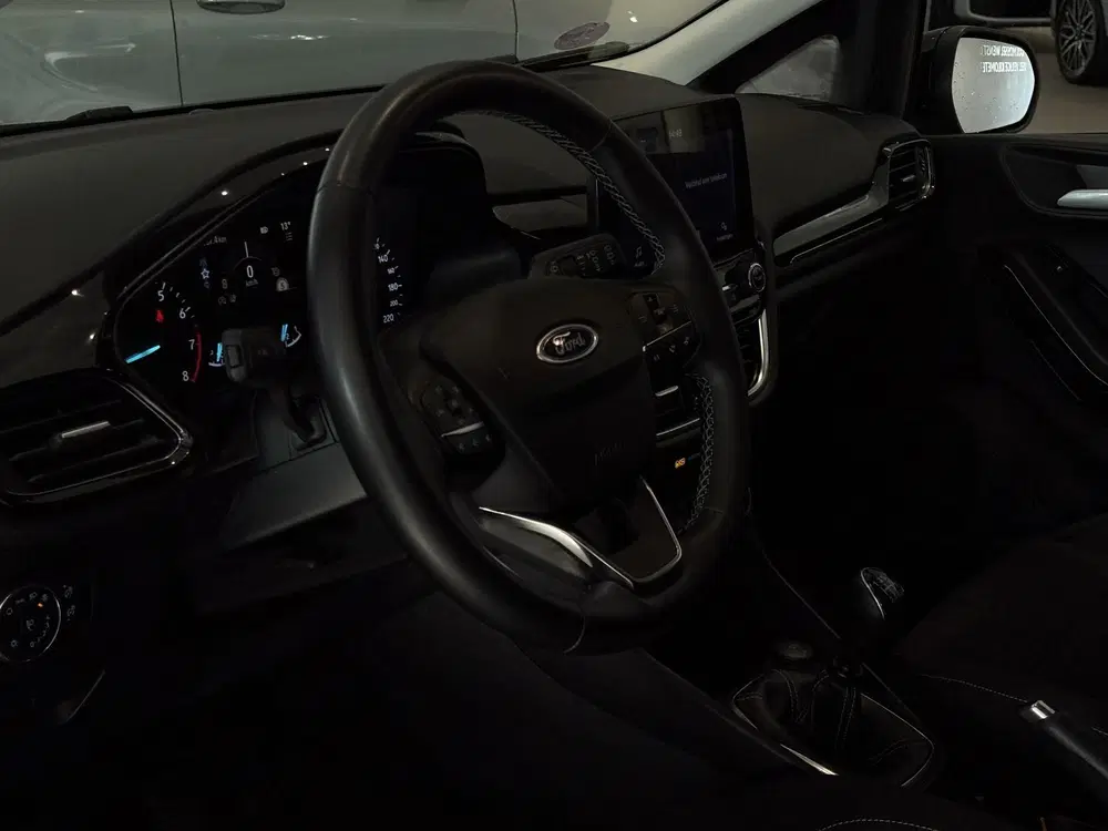 Ford Fiesta 1.0 EcoBoost Hybrid Titanium uit 2023, foto 9