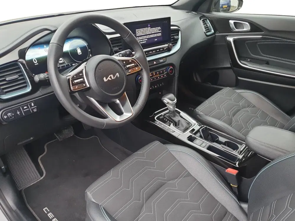 Kia Ceed 1.0T MHEV Design Edition uit 2025, foto 15