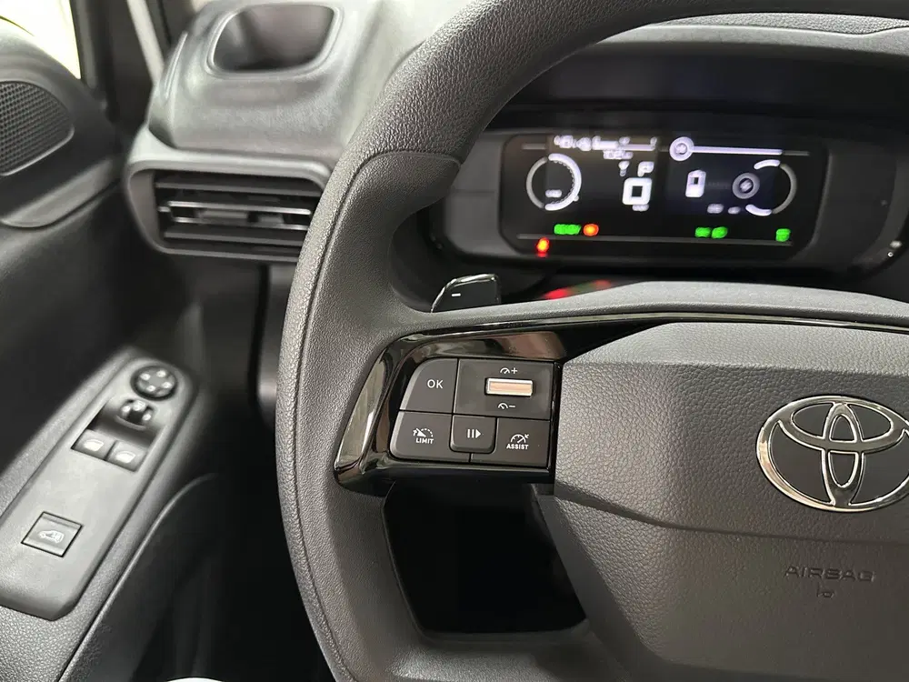 Toyota Proace City Challenger Long (L2) 50 kWh 136p uit 2026, foto 12