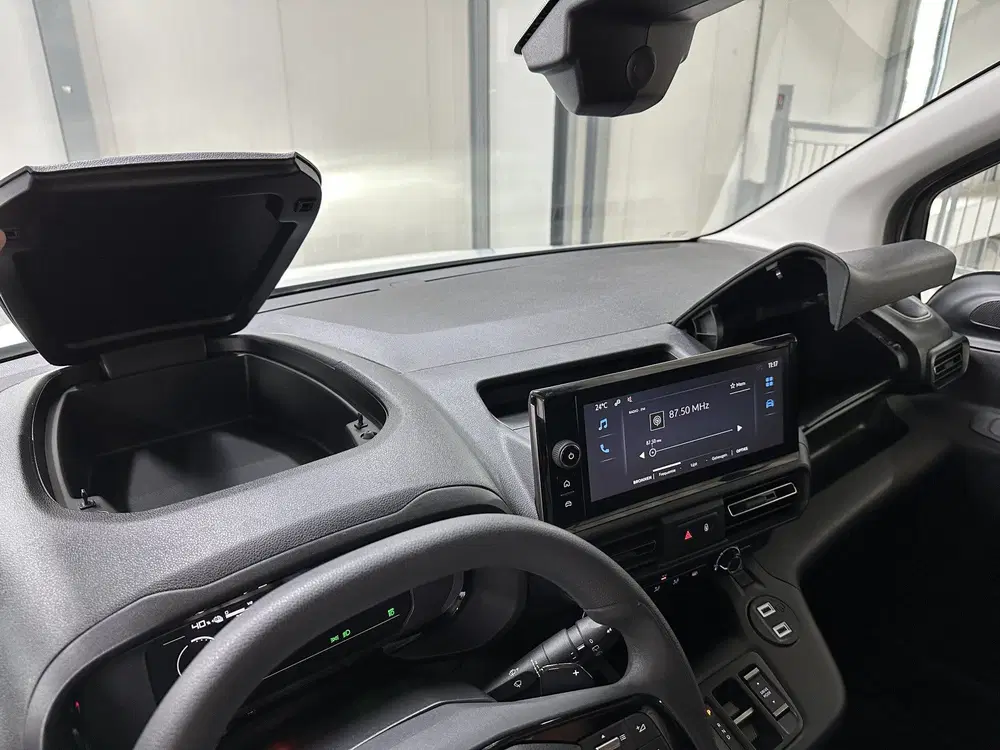 Toyota Proace City Challenger Long (L2) 50 kWh 136p uit 2026, foto 14