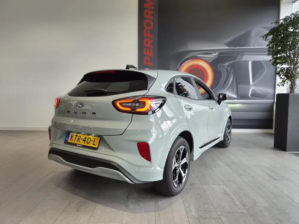 Ford Puma Hybrid ST-Line uit 2026, foto 5