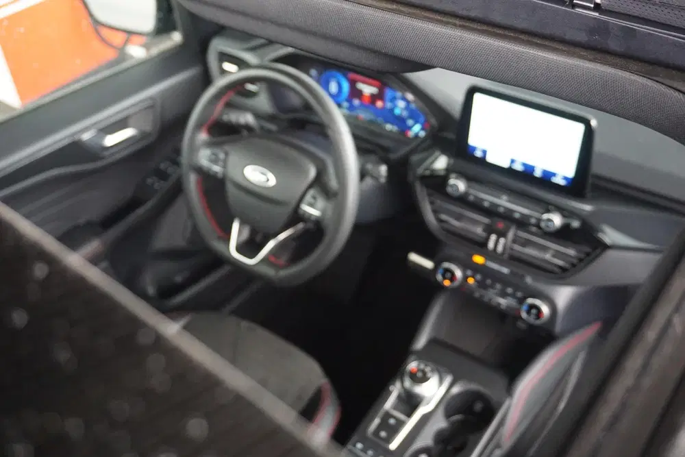 Ford Kuga 2.5 PHEV ST-Line X uit 2023, foto 14