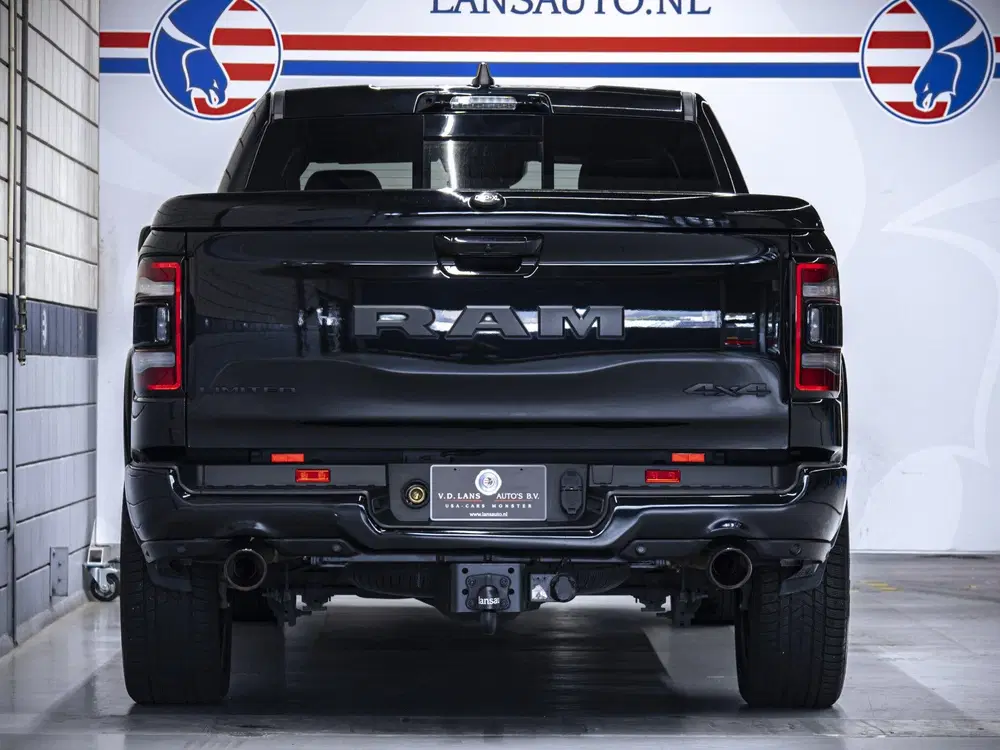 Dodge RAM Limited Night 5.7L Hemi V8 uit 2022, foto 4