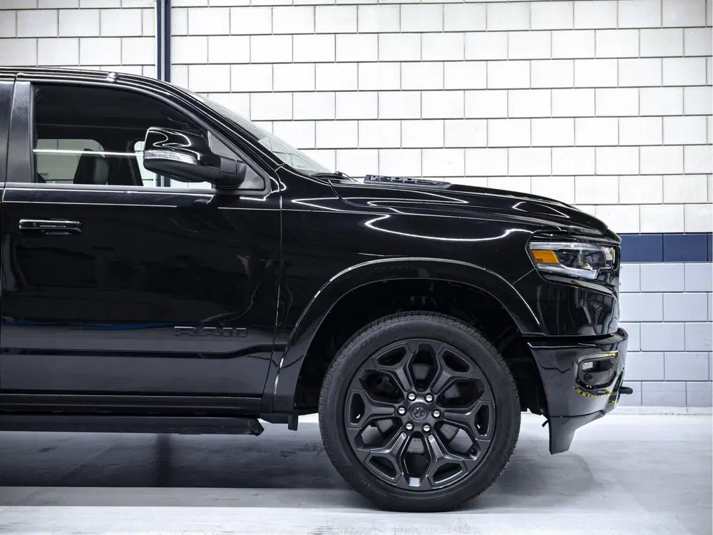 Dodge RAM Limited Night 5.7L Hemi V8 uit 2022, foto 7
