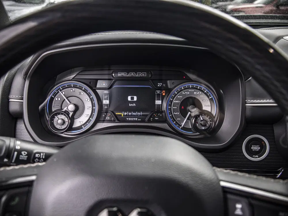 Dodge RAM Limited Night 5.7L Hemi V8 uit 2022, foto 8