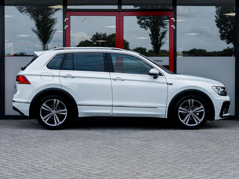 Volkswagen Tiguan 1.5 TSI Business R-Line uit 2019, foto 10