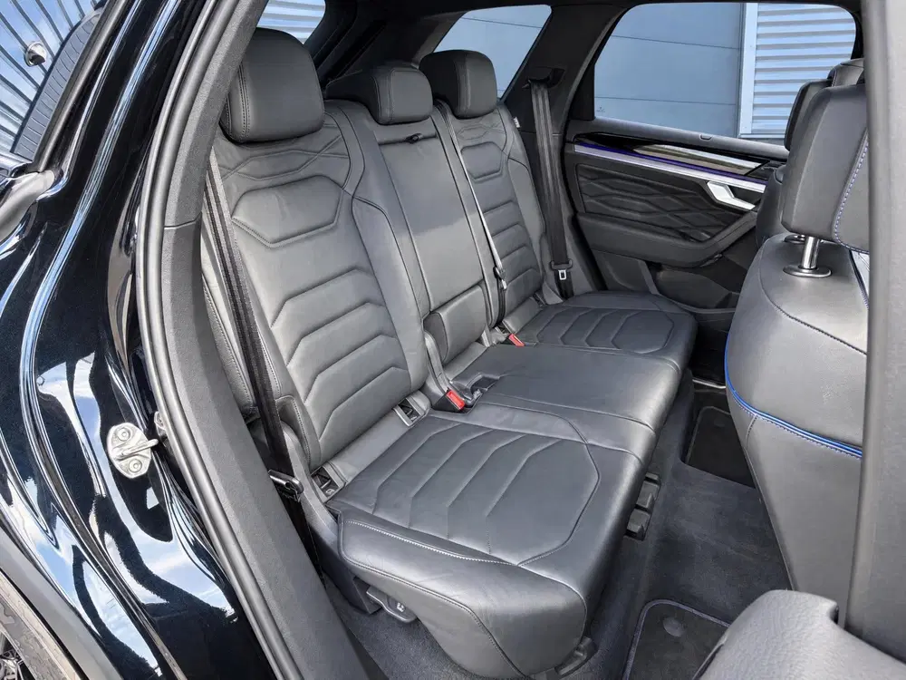 Volkswagen Touareg 3.0 TSI eHybrid 4 Motion R uit 2022, foto 7