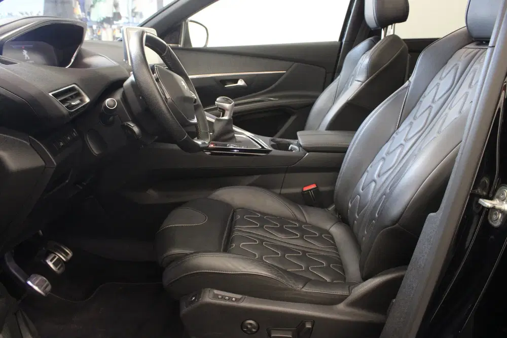 Peugeot 5008 1.2 PureTech GT-Line Avantage uit 2020, foto 14
