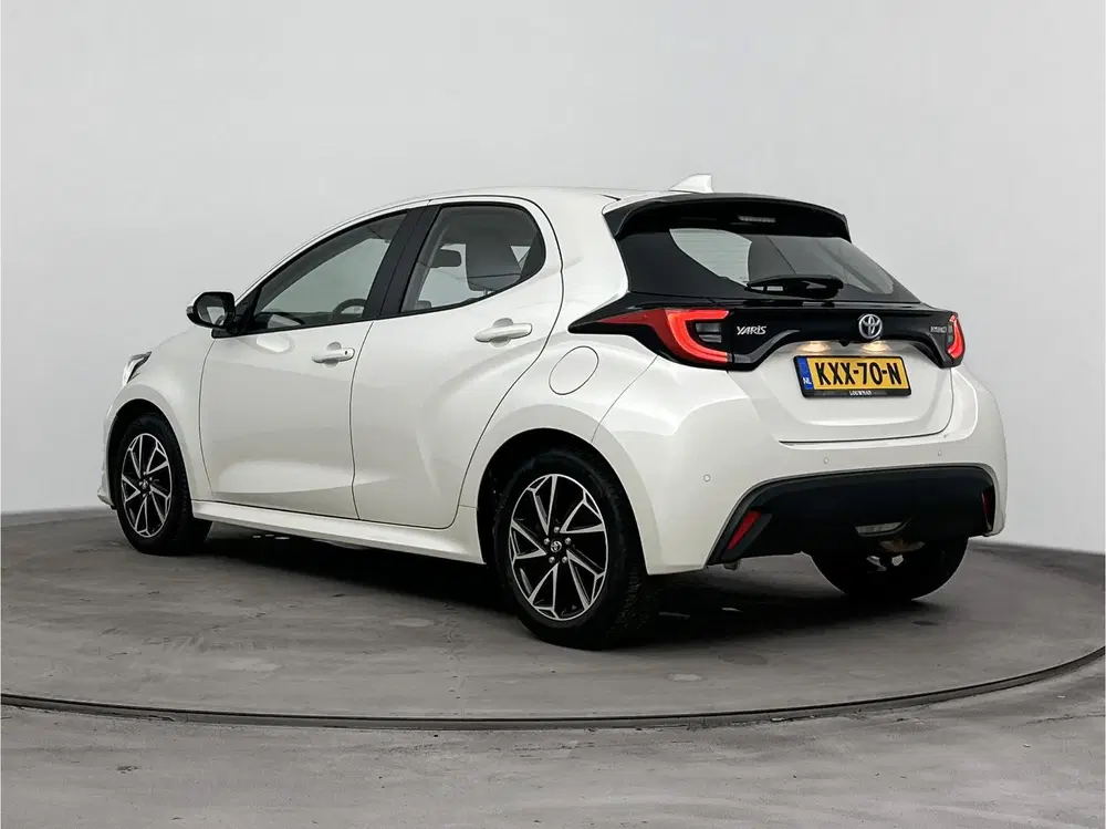 Toyota Yaris 1.5 Hybrid 115 First Edition uit 2022, foto 13