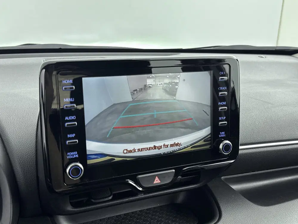 Toyota Yaris 1.5 Hybrid 115 First Edition uit 2022, foto 8