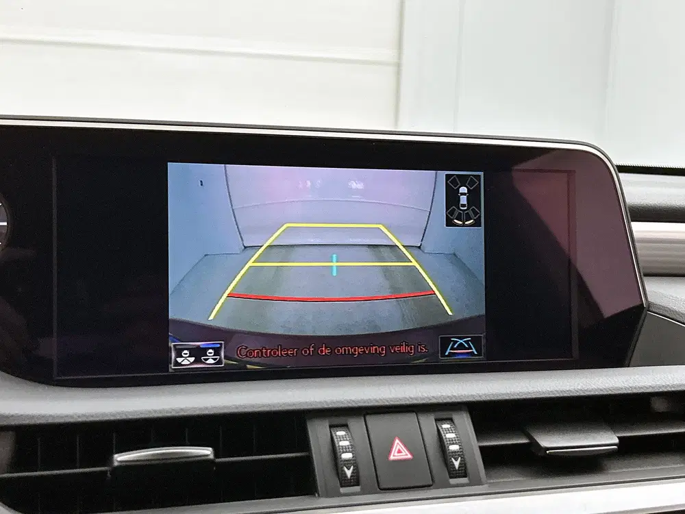Lexus ES 300h F Sport Line uit 2020, foto 8