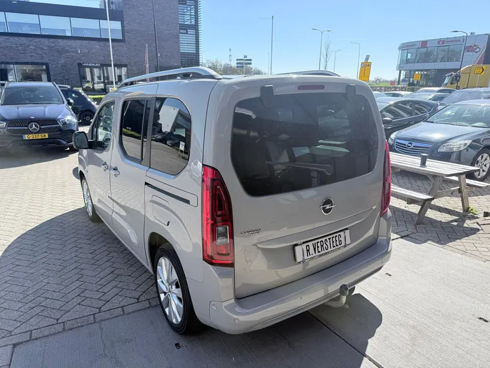 Opel Combo 1.2 Turbo Edition PANO LED CARPLAY CAMERA uit 2019, foto 7