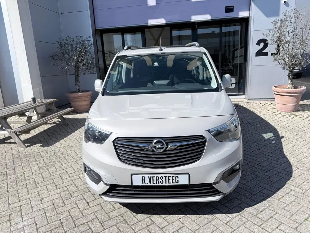 Opel Combo 1.2 Turbo Edition PANO LED CARPLAY CAMERA uit 2019, foto 9