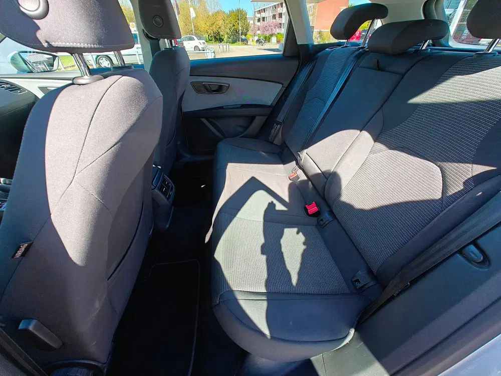 SEAT Leon 1.0 EcoTSI Style Business Intense uit 2019, foto 12