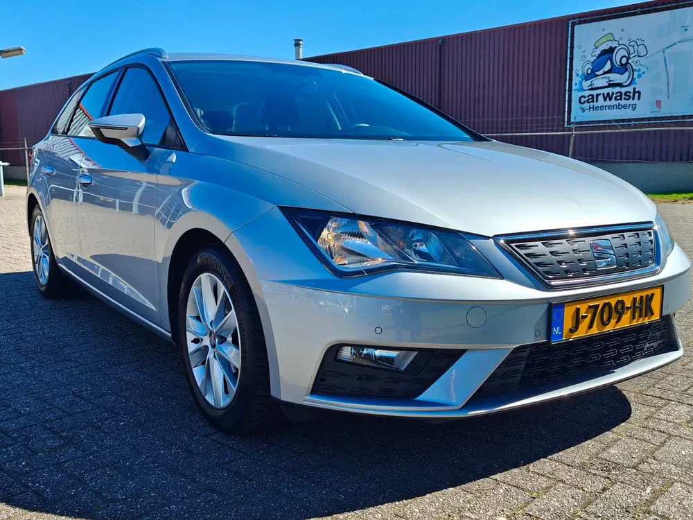 SEAT Leon 1.0 EcoTSI Style Business Intense uit 2019, foto 8