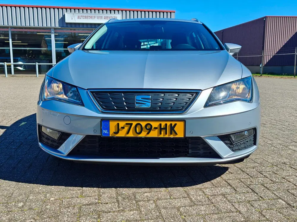 SEAT Leon 1.0 EcoTSI Style Business Intense uit 2019, foto 9