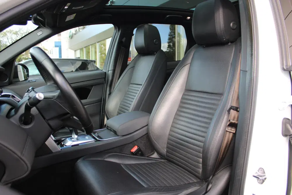 Land Rover Discovery Sport P300e S uit 2021, foto 5