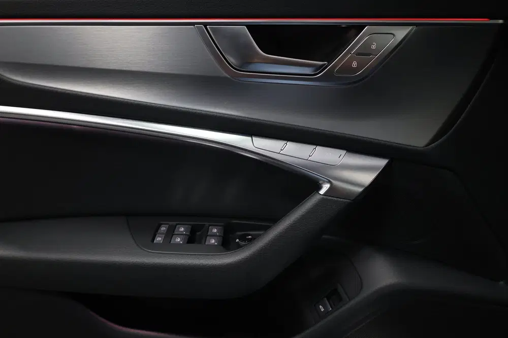 Audi A6 45 TFSI quattro S edition 3x S-LINE uit 2019, foto 12